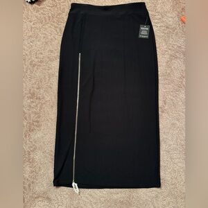 Boston Proper Elegant Black Skirt with Gold Accent